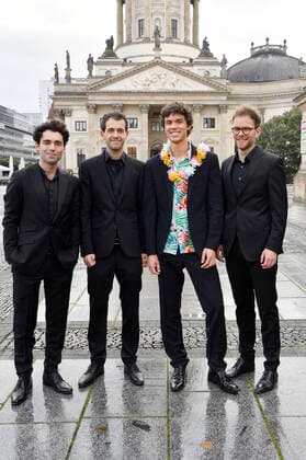 Vision String Quartet beim Photocall zur Verleihung des Opus Klassik 2020 vor dem Konzerthaus. Berlin, 18.10..2020