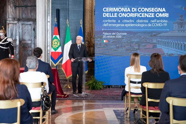 foto IPP spgr roma 20-10-2020 cerimonia di consegna delle onorificenze OMRI conferite a cittadini distintisi durante l emergenza coronavirus nella foto il presidente della repubblica Sergio Mattarella WARNING AVAILABLE ONLY FOR ITALIAN MARKET