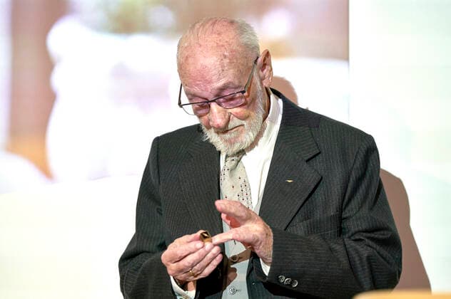 Rolf Zick bei der Verleihung des Leibniz-Ring-Hannover 2020 an Rolf Zick im Leineschloss. Mit dem Leibniz-Ring-Hannover ehrt der Presse Club Hannover seit 1997 jährlich Persönlichkeiten oder Institutionen, die durch eine herausragende Leistung auf sich aufmerksam gemacht oder durch ihr Lebenswerk ein besonderes Zeichen gesetzt haben. Hannover, 20.10.2020