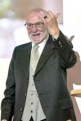 Rolf Zick bei der Verleihung des Leibniz-Ring-Hannover 2020 an Rolf Zick im Leineschloss. Mit dem Leibniz-Ring-Hannover ehrt der Presse Club Hannover seit 1997 jährlich Persönlichkeiten oder Institutionen, die durch eine herausragende Leistung auf sich aufmerksam gemacht oder durch ihr Lebenswerk ein besonderes Zeichen gesetzt haben. Hannover, 20.10.2020