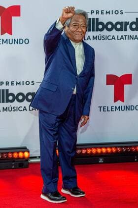 Mexican musician Armando Manzanero poses upon her arrival on the red carpet of the Billboard Latin Music Awards, at the BB&T Center in Sunrise, a city in Broward County near Miami, Florida, USA, 21 October 2020. Billboard Latin Music Awards !ACHTUNG: NUR REDAKTIONELLE NUTZUNG!  Copyright: xGiorgioxVierax USA4623 20201022-637389404926065596