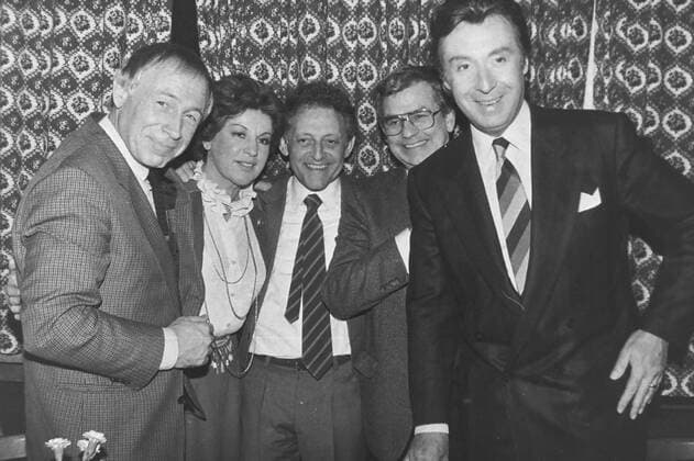 Archiv Heiner Geissler CDU Politiker Johanna von Koczian Minister Hans Rosenthal Dali Dali TV Moderator Peter Alexander Muenchen 1983 Archiv Motive TV Sendung Dal Dali Feier Muenchen *** Archive Heiner Geissler CDU politician Johanna von Koczian minister Hans Rosenthal Dali Dali TV presenter Peter Alexander Munich 1983 archive motives TV program Dal Dali celebration Munich