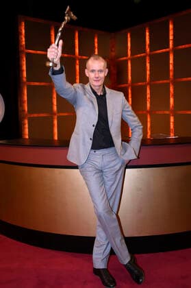 Max Uthoff bei der Verleihung vom Bayerischen Kabarettpreis 2020 im BR-Studio. Unterföhring, 26.10.2020