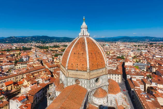 Florence, Tuscany, Italy. Filippo Brunelleschi s Dome of the Duomo, or cathedral. Basilica di Santa Maria del Fiore. The historic centre of Florence is a UNESCO World Heritage Site. ÂxKenxWelsh 4039_rf_14_kw_rf_italy_0031