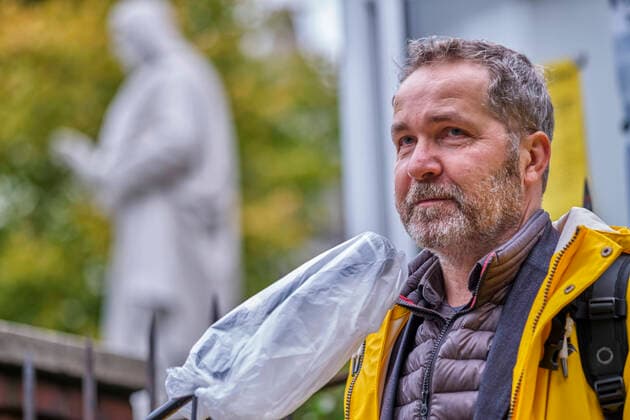 Rettet das Colosseum Deutschland, Berlin, 15.10.2020, Ausstellungseröffnung der Initiative Rettet das Colosseum am Zaun der Gethsemanekirche, Bezirksbürgermeister Pankow, Sören Benn (Die Linke), Â *** Rettet das Colosseum Deutschland, Berlin, 15 10 2020, exhibition opening of the initiative Rettet das Colosseum am Zaun der Gethsemanekirche, District Mayor Pankow, Sören Benn Die Linke , Â