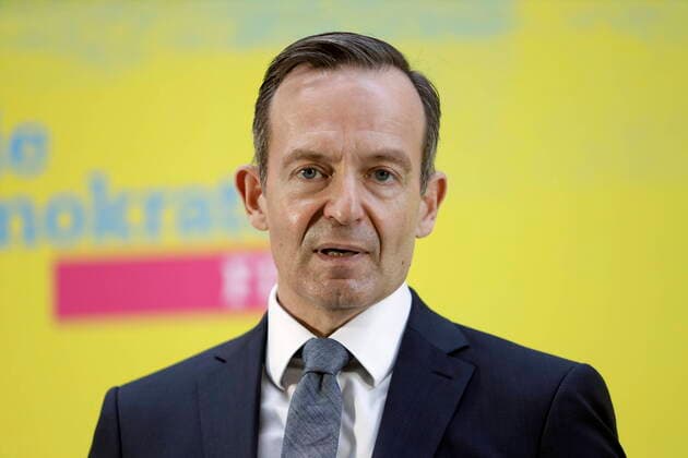 02.11.2020, Berlin, Deutschland - Foto: Volker Wissing, FDP-Generalsekretaer, bei einem Pressestatement vor Medienvertretern.