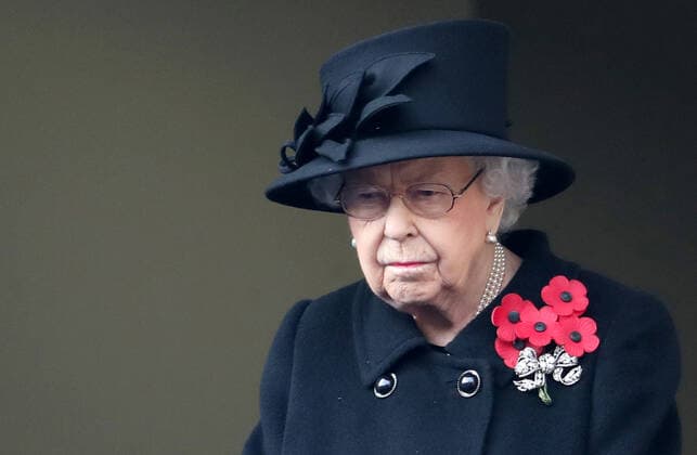 . 08 11 2020. London, United Kingdom. Queen Elizabeth II at the Remembrance Sunday service at The Cenotaph in London.  xi-Imagesx IIM-21776-0033