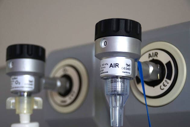 Sauerstoff im Krankenhaus *** Oxygen in hospital 1000005037