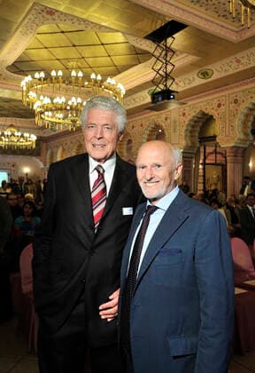 Hannover, 18.08.16 Zoo Hannover: Deutsche Stiftung Weltbevölkerung von Dirk Roßmann (re) und Erhard Schreiber feiert 25jähriges Jubiläum : *** Hanover, 18 08 16 Hanover Zoo German Foundation for World Population by Dirk Rossmann re and Erhard Schreiber celebrates 25th anniversary