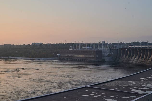 IMAGO Nature: Unsere Erde, Energiequellen, Wasserkraft ZAPORIZHZHYA, UKRAINE - NOVEMBER 4, 2020: Dnieper Hydroelectric Station on the river Dnepr. Copyright: xVitaliixVitleox(Kliuiev)x
