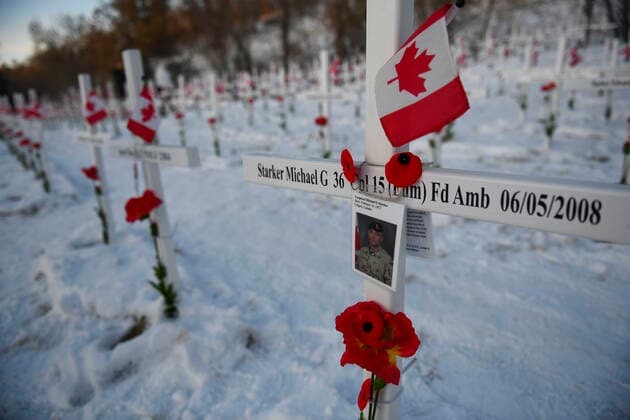 November 11, 2020, Calgary, Alberta, Canada: A cross bearing the name of solider Michael Starker killed in Afghanistan at the Field of Crosses memorial in Calgary, Alberta. The Field of Crosses is a yearly memorial that recognizes the nearly 120,000 Canadian veterans who lost their lives in wars since 1914. Calgary Canada - ZUMAj113 20201111_zip_j113_008 Copyright: xGavinxJohnx