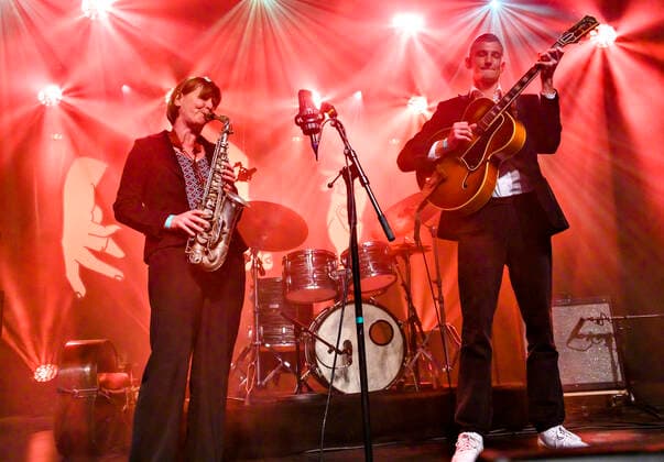 News Bilder des Tages DMA Jazz 2020. Christina von Bülow - Sax og Pelle von Bülow - guitar paa scenen ved Danish Music Awards Jazz 2020 paa Bremen Teater i Koebenhavn 12. november 2020. , Copenhagen Copyright: TorbenxChristensen TorbenxChristensenx COP300 spdk20201113-022357-L