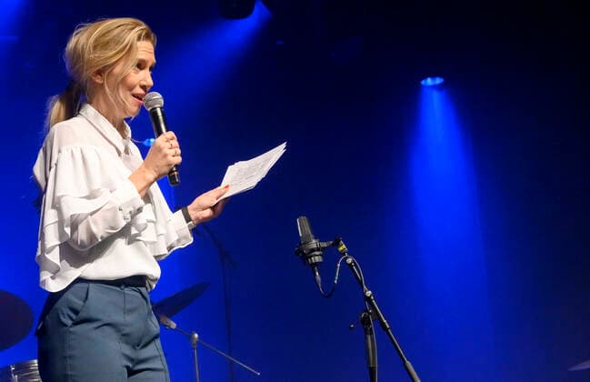 DMA Jazz 2020. Eva Frost leder af Jazz Danmark holdr tale ved Danish Music Awards Jazz 2020 paa Bremen Teater i Koebenhavn 12. november 2020. , Copenhagen Copyright: TorbenxChristensen TorbenxChristensenx COP300 spdk20201113-022419-L