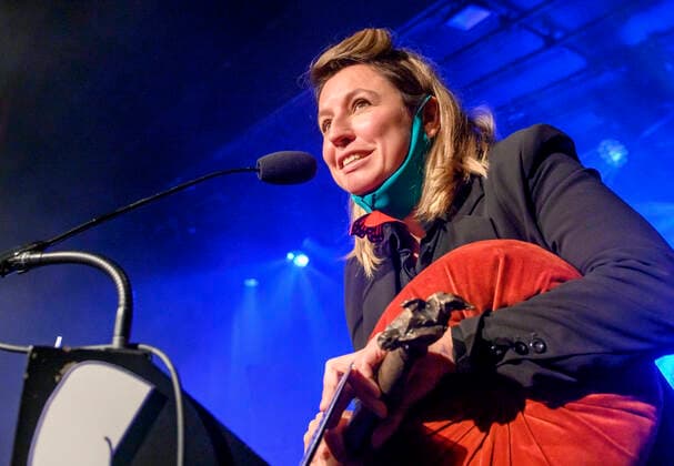 DMA Jazz 2020. Maria Faust takker for prisen for AArets Eksperiment ved Danish Music Awards Jazz 2020 paa Bremen Teater i Koebenhavn 12. november 2020. , Copenhagen Copyright: TorbenxChristensen TorbenxChristensenx COP300 spdk20201113-022602-L