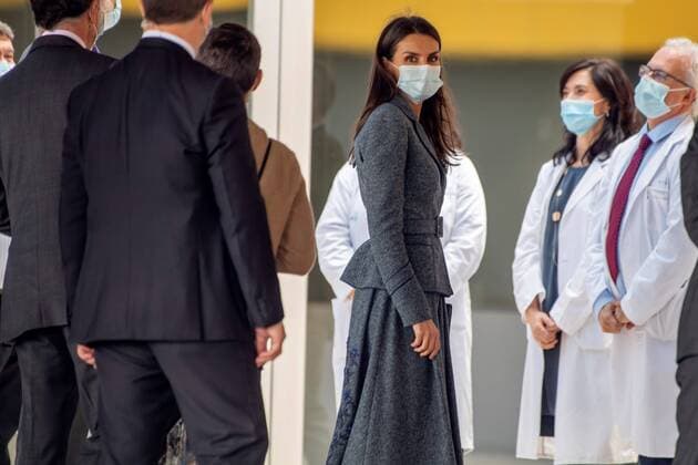 Queen Letizia of Spain attends the opening of a new hospital in Toledo, Spain, 16 November 2020. Spanish Royal couple inaugurate a new hospital in Toledo !ACHTUNG: NUR REDAKTIONELLE NUTZUNG!  Copyright: xISMAELxHERREROx GRAF080 20201116-637411354653816420
