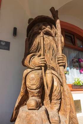 wooden statue of Rübezahl (Karkonosz, Krakonos) Vrchlabi (Hohenelbe) Kralovehradecky, Hradec Kralove Czech Krkonose (Giant Mountains, Riese