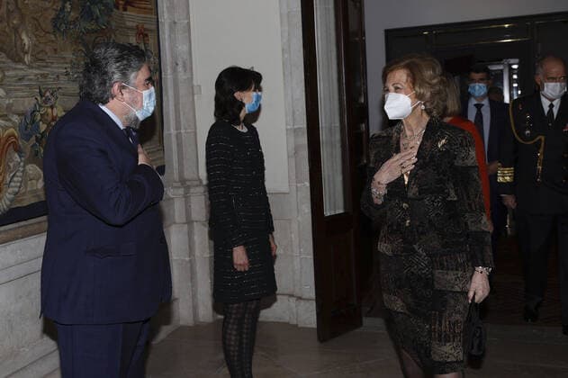 25-11-2020 Former Queen Sofia attends the 29th Queen Sofía prize for Ibero-American poetry at Royal palace in Madrid, Spain.  Copyright: xPPEx