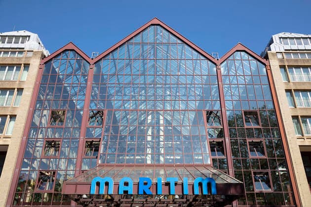 Architektur von Gottfried Böhm Hotel Maritim, Köln, Nordrhein-Westfalen, Deutschland, Europa *** Hotel Maritim, Cologne, North Rhine Westphalia, Germany, Europe 1100400559