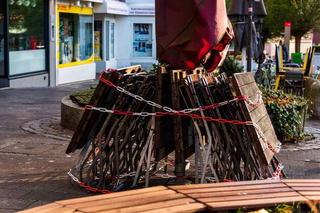 Rund um den Europaplatz ist die Gastronowie wegen des Lockdowns geschlossen, Einige bieten ein to go Angebot an