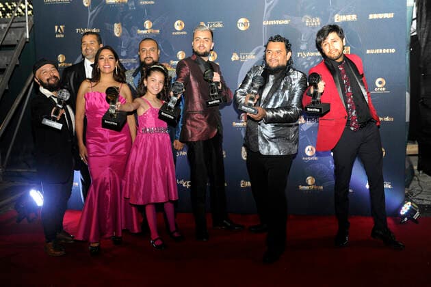 Mexico: The Smart Films 2020 Awards - Arrivals MEXICO CITY, MEXICO – NOVEMBER 29: Film winners future times team pose for photos at Press Room of the Smart Films Awards 2020 at Foro Aire Libre on November 29 2020 in Mexico City, Mexico. **World Rights ** Mexico City Mexico Mexico Copyright: MartinxGonzalez