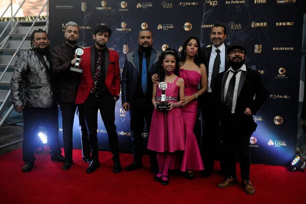 Mexico: The Smart Films 2020 Awards - Arrivals MEXICO CITY, MEXICO – NOVEMBER 29: Film winners future times team pose for photos at Press Room of the Smart Films Awards 2020 at Foro Aire Libre on November 29 2020 in Mexico City, Mexico. **World Rights ** Mexico City Mexico Mexico Copyright: MartinxGonzalez