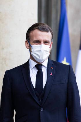 Paris, France, December 1, 2020 - French President Emmanuel Macron welcomes Belgian Prime Minister at the Elysee Palace for a working lunch.  Copyright: xAlexisxSciardx