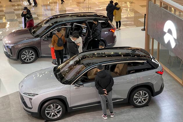 BEIJING, CHINA - NOVEMBER 29: A Nio ES6 electric vehicle and a Nio ES8 electric vehicle are on display at an automotive experience area of Wanda Plaza on November 29, 2020 in Beijing, China.  Copyright: xVCGx CFP111308905902