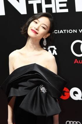 Chinese actress Ni Ni shows up in black dress, showing her beauty and elegance at the red carpet for the GQ Men of The Year 2020, Shanghai, China, 4 December 2020.
