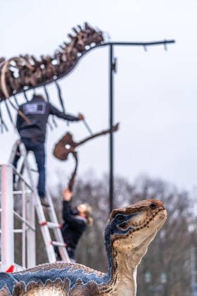 09.12.2020,Berlin,Deutschland,GER,Alarmstufe Dunkelrot Mahnwache vor dem Brandenburger Tor.DINO