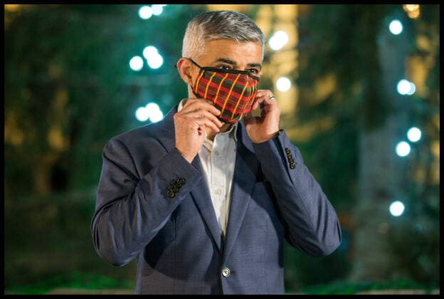 . 09 12 2020. London, United Kingdom. Trafalgar Square Menorah. London Mayor Sadiq Khan attends the 2020 Covid reduced Hanukkah in the Square at London s Trafalgar Square.  xMartynxWheatleyx xi-Imagesx IIM-21896-0014