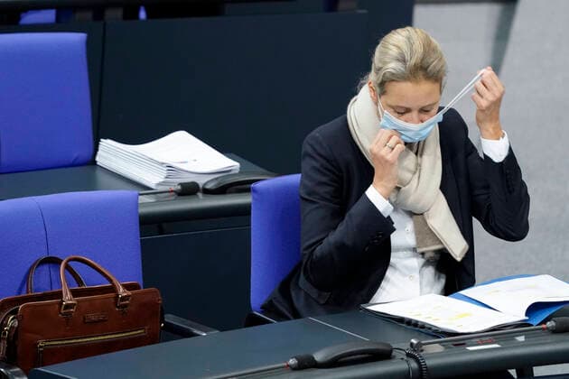Deutscher Bundestag 201. Sitzung Aktuell, 16.12.2020, Berlin, Dr. Alice Weidel mit Maske im Plenum bei der 201. Sitzung des Deutschen Bundestag in Berlin Berlin Berlin Deutschland