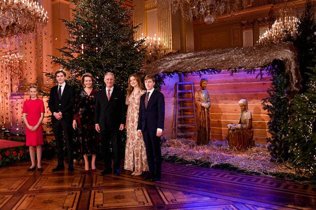 Brussels , 16 12 2020 Belgian Royals celebrate Christmas at the Royal Palace with aChristmas concert rehearsal by the Scala choir, Throne Room decorated with an origami installation by Charles Kaisin , recording of Christmas greetings by members of the Royal Family and a traditional Christmas photo . Pix : Princess Eleonore Prince Gabriel Queen Mathilde King Philippe Princess Elisabeth Prince Emmanuel Credit : .Frederic Sierkowski POOL Reporters Reporters GYS