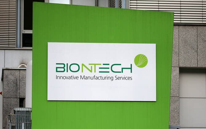 18.12.2020, BioNTech Werk in Idar-Oberstein, Rheinland-Pfalz, Ein Firmensitz des Impfstoff-Herstellers. 18.12.2020, BioNTech Werk in Idar-Oberstein 18.12.2020, BioNTech Werk in Idar-Oberstein *** 18 12 2020, BioNTech plant in Idar Oberstein, Rhineland-Palatinate, A company headquarters of the vaccine manufacturer 18 12 2020, BioNTech plant in Idar Oberstein 18 12 2020, BioNTech plant in Idar Oberstein