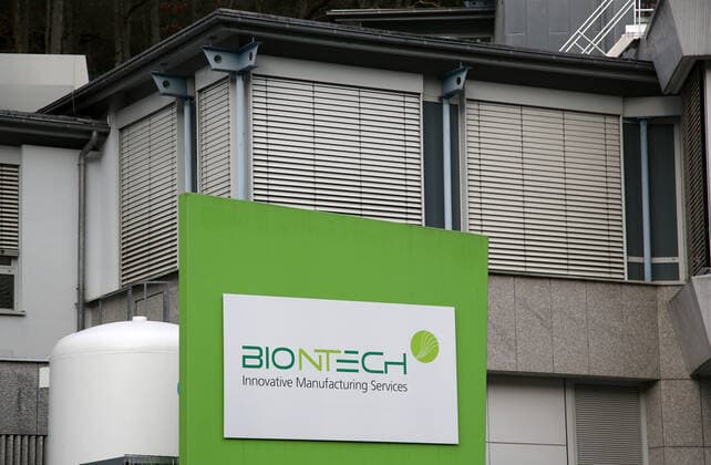 18.12.2020, BioNTech Werk in Idar-Oberstein, Rheinland-Pfalz, Ein Firmensitz des Impfstoff-Herstellers. 18.12.2020, BioNTech Werk in Idar-Oberstein 18.12.2020, BioNTech Werk in Idar-Oberstein