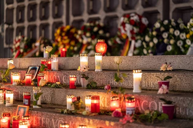 19.12.2020,Berlin,Deutschland,GER,Breitscheidplatz,Kaiser-Wilhelm-Gedächtnis-Kirche.Vor vier Jahren starben beim Anschlag auf den Berliner Weihnachtsmarkt zwölf Menschen.Berlin gedenkt der Opfer des islamistischen Terroranschlags. *** 19 12 2020,Berlin,Germany,GER,Breitscheidplatz,Kaiser Wilhelm Memorial Church Four years ago, twelve people died in the Berlin Christmas market attack Berlin commemorates victims of Islamist terror attack