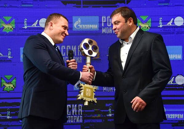 VLADIVOSTOK, RUSSIA - DECEMBER 26, 2020: KST CEO Alexei Kostyayev (L) and Primorye Cultural and Historical Center director Alexander Shurygin attend the opening of the Russia - My History multimedia historical park. Yuri Smityuk TASS  TS0F2FC2
