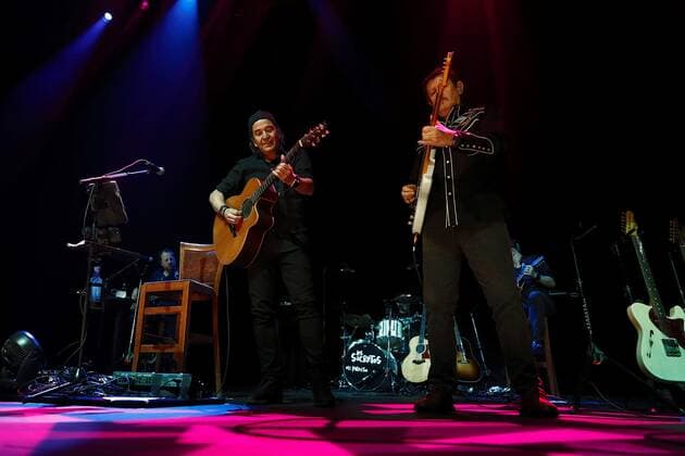 Spanish music band Los Secretos performs during a concert at Nuevo Alcala theater in Madrid, Spain, 26 December 2020. Los Secretos in concert in Madrid !ACHTUNG: NUR REDAKTIONELLE NUTZUNG!  Copyright: xMariscalx GRAF1890 20201226-637446177824767980