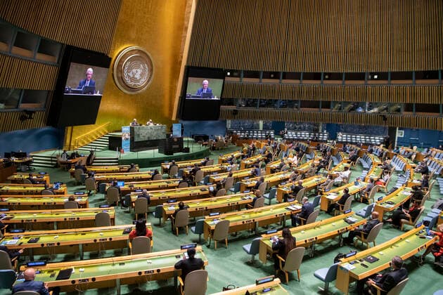 (201230) -- BEIJING, Dec. 30, 2020 -- Volkan Bozkir, president of the 75th session of the United Nations General Assembly (UNGA), addresses a high-level meeting to commemorate the 75th anniversary of the UN at the UN headquarters in New York, Sept. 21, 2020. Xinhua top 10 world news events in 2020 6. United Nations champions multilateralism at 75th anniversary On Sept. 21, the UN held a high-level meeting to commemorate its 75th anniversary, during which its members adopted a declaration to stress the significance of multilateralism and international cooperation, and reaffirm its commitment to sustainable development, environmental protection, peace, justice, gender equality, etc. Leaders and representatives of participating countr 
