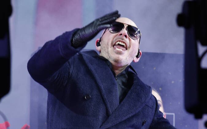 Pitbull performs in Times Square on New Year s Eve on Thursday, December 31, 2020 in New York City. Pool  NYPX20201231236 GaryxHershorn