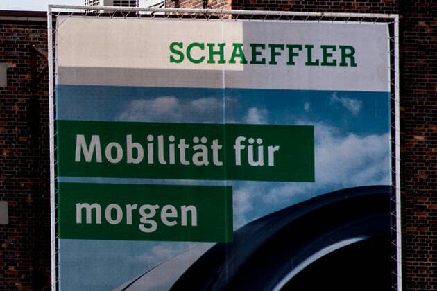 Schweinfurt, Deutschland 13.September 2020: Symbolbilder - 2020 Schaeffler, Schriftzug, Logo, Feature Symbol Symbolfoto charakteristisch Detail Bayern *** Schweinfurt, Germany 13 September 2020 symbol images 2020 Schaeffler, lettering, logo, feature symbol photo characteristic detail Bavaria Copyright: xFotostandx xK.xSchmittx