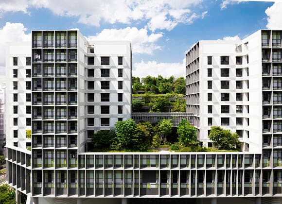 Winner of the World Architecture Festival Building of the Year 2018, Kampung Admiralty is a integrated public facility designed to create inter-generational bonding by colocating a medical centre, food centre, senior housing and community plaza admist lush gardens.  Copyright: xFinbarrxFallonx
