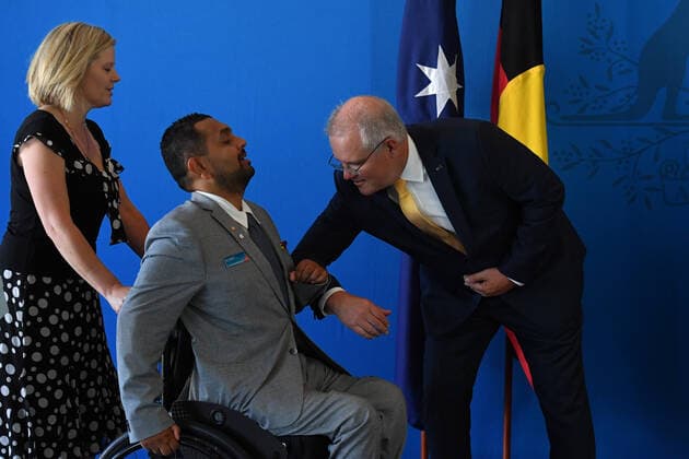 2021 AUSTRALIAN OF THE YEAR MORNING TEA, Prime Minister Scott Morrison greets Queensland?s 2021 Australian of the Year finalist Dr Dinesh Palipana during an Australian of the Year morning tea at Parliament House in Canberra, Monday, January 25, 2021. ( NO ARCHIVING, EDITORIAL USE ONLY, NO USE IN BOOKS WITHOUT CONSENT CANBERRA ACT AUSTRALIA  Copyright: xMICKxTSIKASx 20210125001515940024
