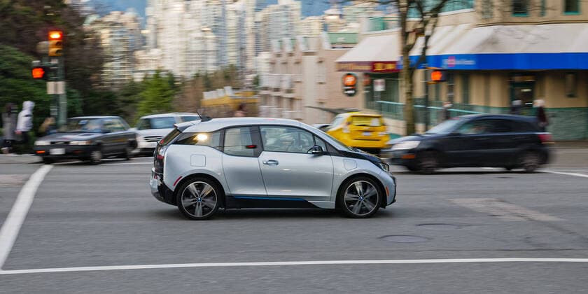 January 7, 2021, Vancouver, British Columbia, Canada: A BMW i3 REx electric car in Vancouver traffic. This model of the i3 has a small gasoline petrol engine to keep the batteries charged, to extend the range, and is not connected to the wheels. Vancouver Canada - ZUMAs202 20210107_zap_s202_002 Copyright: xBaynexStanleyx