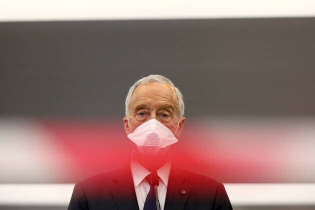 January 26, 2021, Lisbon, Portugal: Portuguese President Marcelo Rebelo de Sousa speaks to journalists during a visit a new COVID-19 ward being set up at the Military Hospital in Lisbon, Portugal on January 26, 2021. The Military Hospital is expanding it s number of beds available to take COVID-19 patients from the National Health Service, when Portugal on Tuesday saw another 291 deaths associated with Covid-19 in the previous 24 hours, the highest daily figure since the start of the pandemic, and 10,765 new confirmed cases of infection. Lisbon Portugal - ZUMAf123 20210126_zap_f123_014 Copyright: xPedroxFiuzax
