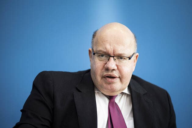 Peter Altmaier, Bundesminister fuer Wirtschaft und Energie, aufgenommen im Rahmen der Pressekonferenz zur Vorstellung des Jahreswirtschaftsberichts 2021 in Berlin, 27.01.2021. Berlin Deutschland