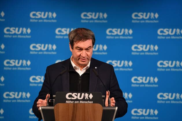 Markus SOEDER (Ministerpraesident Bayern und CSU Vorsitzender),Gestik, Einzelbild,angeschnittenes Einzelmotiv,Halbfigur,halbe Figur. Pressestatement Markus SOEDER (Ministerpraesident Bayern und CSU Vorsitzender) vor CSU Vorstandssitzung 01.02.2021.