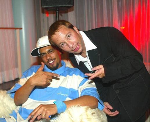 Echo 2002 Copyright: IMAGO. Herrmann : Thema: Verleihung des Deutschen Schallplattenpreises Echo 2002 im ICC Berlin. Party mit: DJ Bobo mit Sammy de Luxe Copyright: xEventpressxHerrmannx