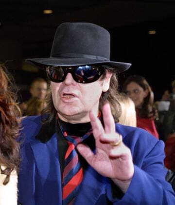 Echo 2002 Copyright: IMAGO. Herrmann : Thema: Verleihung des Deutschen Schallplattenpreises Echo 2002 im ICC Berlin. Ankunft der Stars auf dem Roten Teppich mit: Udo Lindenberg Copyright: xEventpressxHerrmannx