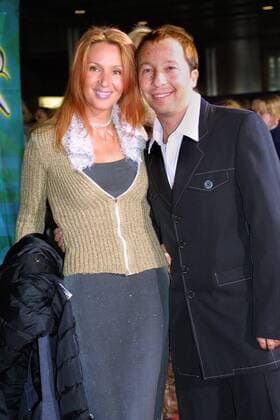 Echo 2002 Copyright: IMAGO. Herrmann : Thema: Verleihung des Deutschen Schallplattenpreises Echo 2002 im ICC Berlin. Ankunft der Stars auf dem Roten Teppich mit: DJ Bobo mit Ehefrau Frau Nancy Copyright: xEventpressxHerrmannx