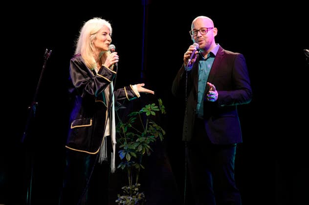 Linda Jo Rizzo und Christian Deussen live beim Back on Stage - Zurück auf die Bühne! Release Konzert via Livestream auf der Kulturbühne Hinterhalt. Geretsried, 05.02.2021